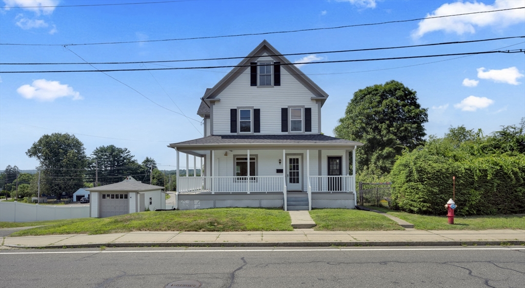 109 South St, Ware, Massachusetts, 3 Bedrooms Bedrooms, 8 Rooms Rooms,2 BathroomsBathrooms,Residential,For Sale,South St,73551819