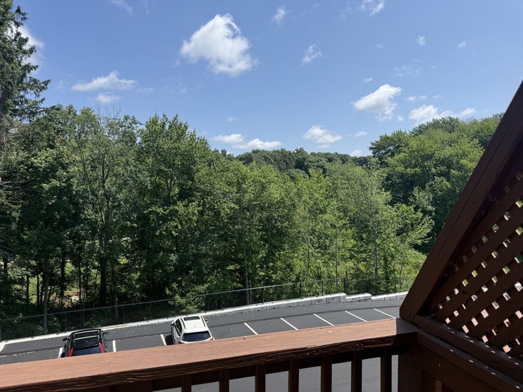 110 Boston Post Rd E, Marlborough, Massachusetts, 2 Bedrooms Bedrooms, 4 Rooms Rooms,1 BathroomBathrooms,Residential,For Sale,Boston Post Rd E,73502243