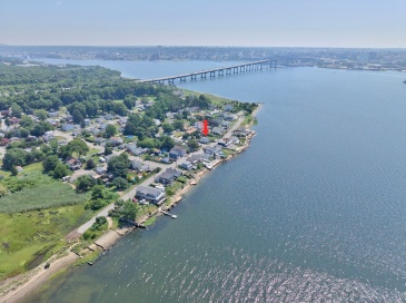 24 Ripley St, Somerset, Massachusetts, 3 Bedrooms Bedrooms, 6 Rooms Rooms,2 BathroomsBathrooms,Residential,For Sale,Ripley St,73551438