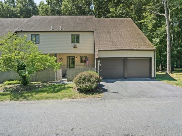 8 Bancroft Cmn, Franklin, Massachusetts, 2 Bedrooms Bedrooms, 4 Rooms Rooms,2.5 BathroomsBathrooms,Residential,For Sale,Bancroft Cmn,73551485 8 Bancroft Cmn, Franklin, Massachusetts, 2 Bedrooms Bedrooms, 4 Rooms Rooms,2.5 BathroomsBathrooms,Residential,For Sale,Bancroft Cmn,73551485