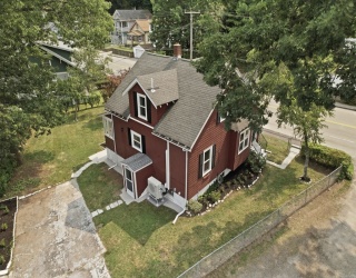 365 Lake Avenue, Worcester, Massachusetts, 3 Bedrooms Bedrooms, 7 Rooms Rooms,1.5 BathroomsBathrooms,Residential,For Sale,Lake Avenue,73551520