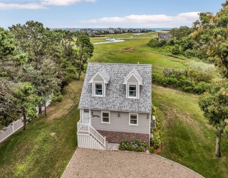 4 Arrowhead Cir, Sandwich, Massachusetts, 2 Bedrooms Bedrooms, 4 Rooms Rooms,2 BathroomsBathrooms,Residential,For Sale,Arrowhead Cir,73551715