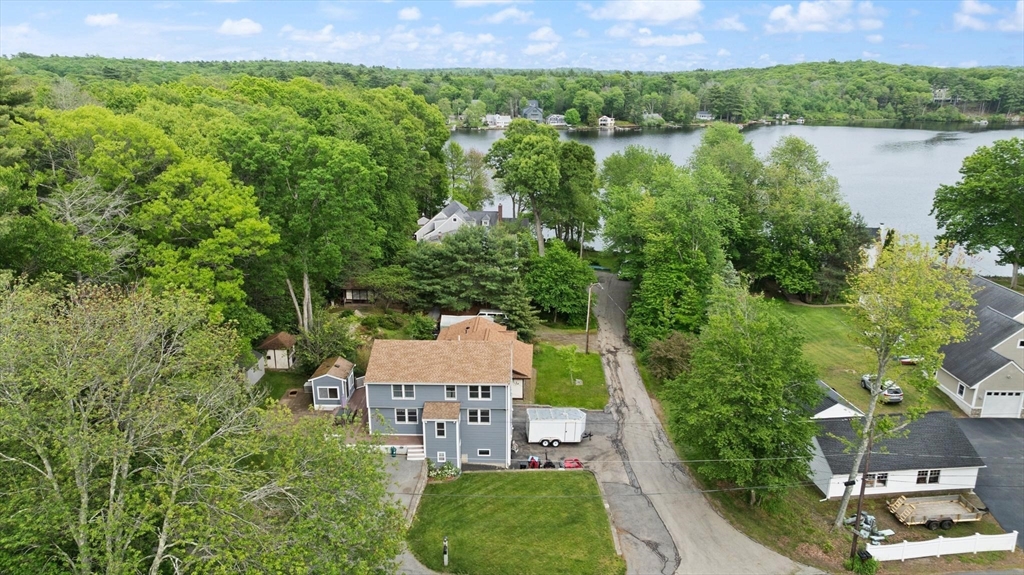 175 Lake Shore Ave, Hamilton, Massachusetts, 4 Bedrooms Bedrooms, 8 Rooms Rooms,3 BathroomsBathrooms,Residential,For Sale,Lake Shore Ave,73551713