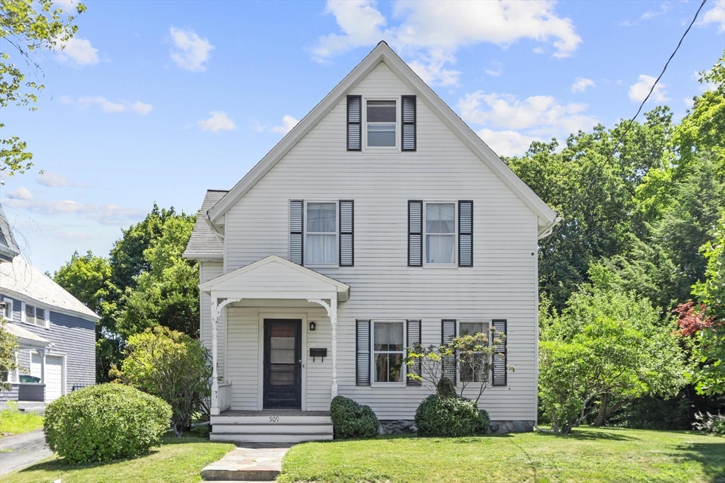 509 North St, Fitchburg, Massachusetts, 3 Bedrooms Bedrooms, 6 Rooms Rooms,1.5 BathroomsBathrooms,Residential,For Sale,North St,73551788