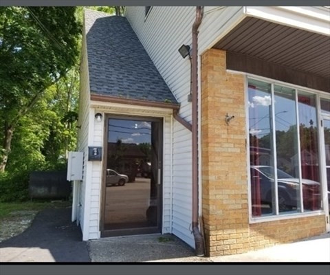 2 Fairlawn Ave, Oxford, Massachusetts, 2 Bedrooms Bedrooms, 4 Rooms Rooms,1 BathroomBathrooms,Residential Lease,For Rent,Fairlawn Ave,73507374