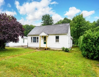2140 Palmer Rd, Palmer, Massachusetts, 4 Bedrooms Bedrooms, 7 Rooms Rooms,1.5 BathroomsBathrooms,Residential,For Sale,Palmer Rd,73551724