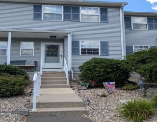 60 Waters Edge Dr, Ludlow, Massachusetts, 2 Bedrooms Bedrooms, 4 Rooms Rooms,1.5 BathroomsBathrooms,Residential,For Sale,Waters Edge Dr,73551833