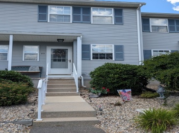 60 Waters Edge Dr, Ludlow, Massachusetts, 2 Bedrooms Bedrooms, 4 Rooms Rooms,1.5 BathroomsBathrooms,Residential,For Sale,Waters Edge Dr,73551833 60 Waters Edge Dr, Ludlow, Massachusetts, 2 Bedrooms Bedrooms, 4 Rooms Rooms,1.5 BathroomsBathrooms,Residential,For Sale,Waters Edge Dr,73551833