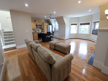 318 Tappan St., Brookline, Massachusetts, 3 Bedrooms Bedrooms, 6 Rooms Rooms,2 BathroomsBathrooms,Residential Lease,For Rent,Tappan St.,73551837