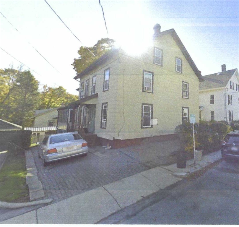 12 Swan Place, Arlington, Massachusetts, 6 Bedrooms Bedrooms, 12 Rooms Rooms,3 BathroomsBathrooms,Residential Income,For Sale,Swan Place,73551838