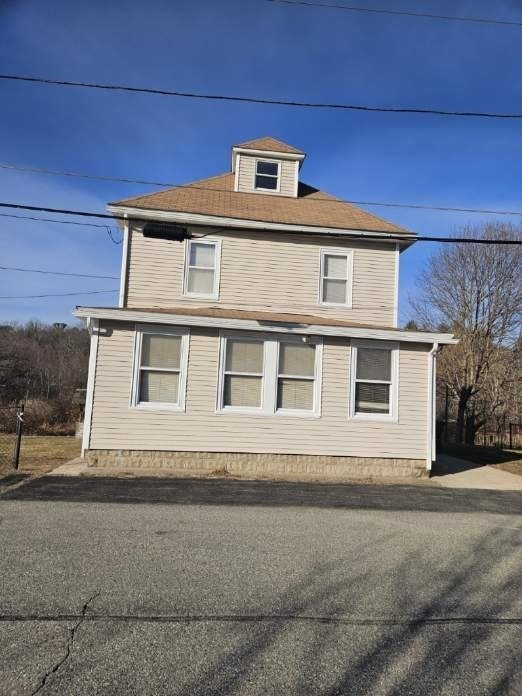 117 Bellevue Ave, Dracut, Massachusetts, 3 Bedrooms Bedrooms, 9 Rooms Rooms,1 BathroomBathrooms,Residential,For Sale,Bellevue Ave,73551842