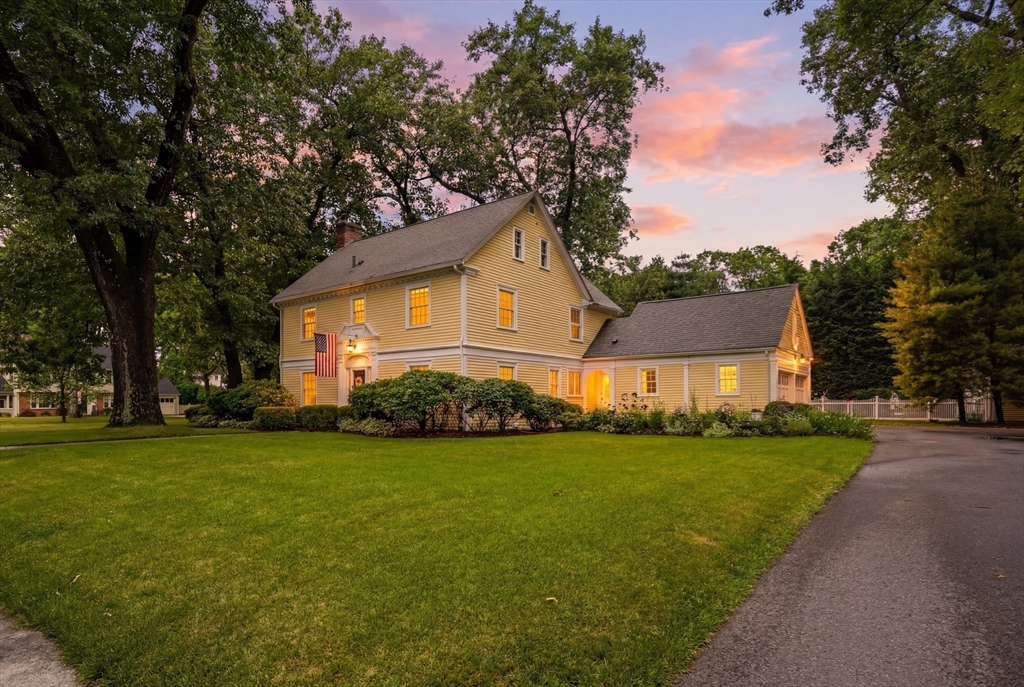 164 Farmington Road, Longmeadow, Massachusetts, 5 Bedrooms Bedrooms, 12 Rooms Rooms,3.5 BathroomsBathrooms,Residential,For Sale,Farmington Road,73540664