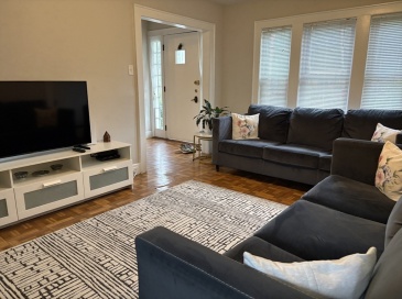 1018 Boylston Street, Newton, Massachusetts, 3 Bedrooms Bedrooms, 7 Rooms Rooms,1 BathroomBathrooms,Residential Lease,For Rent,Boylston Street,73551892 1018 Boylston Street, Newton, Massachusetts, 3 Bedrooms Bedrooms, 7 Rooms Rooms,1 BathroomBathrooms,Residential Lease,For Rent,Boylston Street,73551892