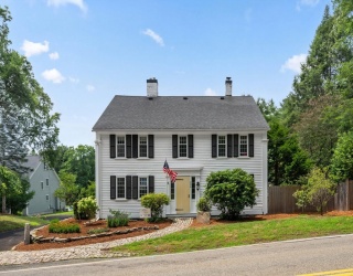 206 South St, Northborough, Massachusetts, 4 Bedrooms Bedrooms, 8 Rooms Rooms,2 BathroomsBathrooms,Residential,For Sale,South St,73551924