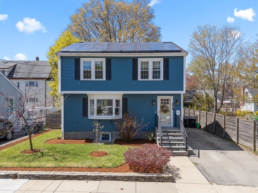 59 Wyvern Street, Boston, Massachusetts, 4 Bedrooms Bedrooms, 8 Rooms Rooms,2.5 BathroomsBathrooms,Residential Lease,For Rent,Wyvern Street,73551935