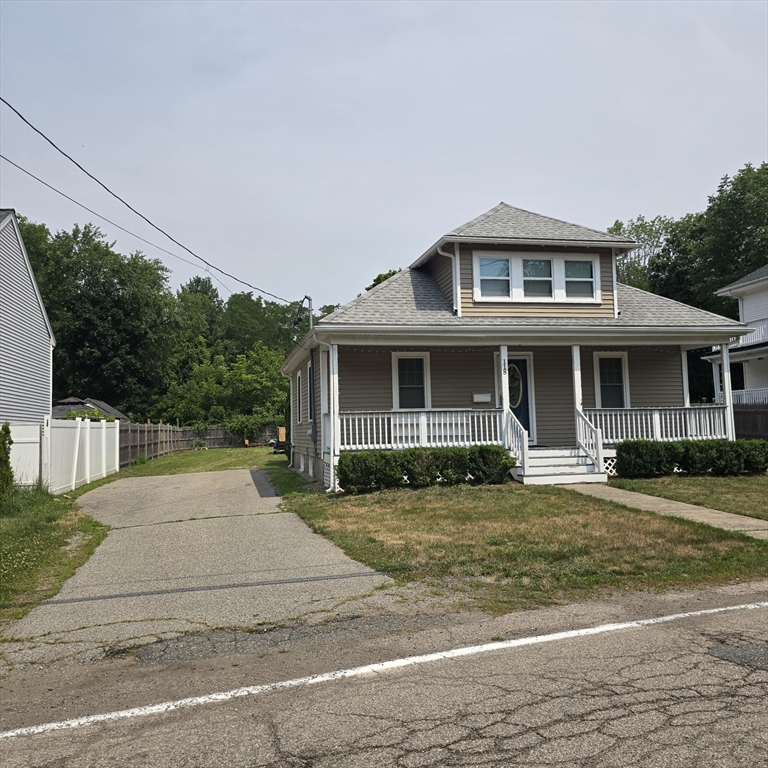 118 Edson St, Brockton, Massachusetts, 3 Bedrooms Bedrooms, 5 Rooms Rooms,1 BathroomBathrooms,Residential,For Sale,Edson St,73551939