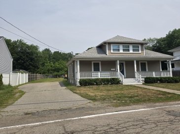 118 Edson St, Brockton, Massachusetts, 3 Bedrooms Bedrooms, 5 Rooms Rooms,1 BathroomBathrooms,Residential,For Sale,Edson St,73551939 118 Edson St, Brockton, Massachusetts, 3 Bedrooms Bedrooms, 5 Rooms Rooms,1 BathroomBathrooms,Residential,For Sale,Edson St,73551939