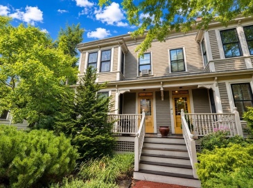 109 Hammond St, Cambridge, Massachusetts, 4 Bedrooms Bedrooms, 9 Rooms Rooms,3 BathroomsBathrooms,Residential Lease,For Rent,Hammond St,73551977