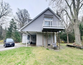 32 Acton Rd, Westford, Massachusetts, 3 Bedrooms Bedrooms, 8 Rooms Rooms,2.5 BathroomsBathrooms,Residential Lease,For Rent,Acton Rd,73551991