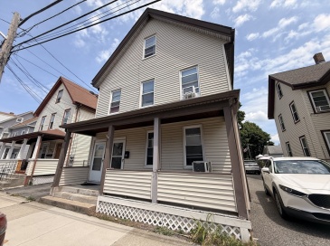 110 Russell, Malden, Massachusetts, 2 Bedrooms Bedrooms, 3 Rooms Rooms,1 BathroomBathrooms,Residential Lease,For Rent,Russell,73552026 110 Russell, Malden, Massachusetts, 2 Bedrooms Bedrooms, 3 Rooms Rooms,1 BathroomBathrooms,Residential Lease,For Rent,Russell,73552026