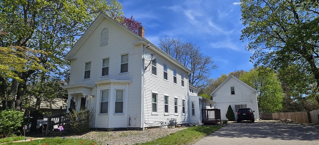 380 Central St, Foxboro, Massachusetts, 6 Bedrooms Bedrooms, 14 Rooms Rooms,3 BathroomsBathrooms,Residential Income,For Sale,Central St,73538215