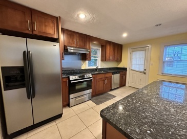 18 Glen Rock Ave, Malden, Massachusetts, 3 Bedrooms Bedrooms, 5 Rooms Rooms,2 BathroomsBathrooms,Residential Lease,For Rent,Glen Rock Ave,73552023