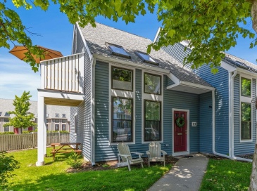 93 Governor Winthrop, Somerville, Massachusetts, 2 Bedrooms Bedrooms, 7 Rooms Rooms,1.5 BathroomsBathrooms,Residential Lease,For Rent,Governor Winthrop,73538785