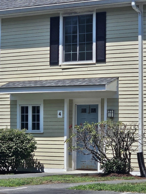 6 Janet Road, Easton, Massachusetts, 2 Bedrooms Bedrooms, 5 Rooms Rooms,1.5 BathroomsBathrooms,Residential Lease,For Rent,Janet Road,73552090