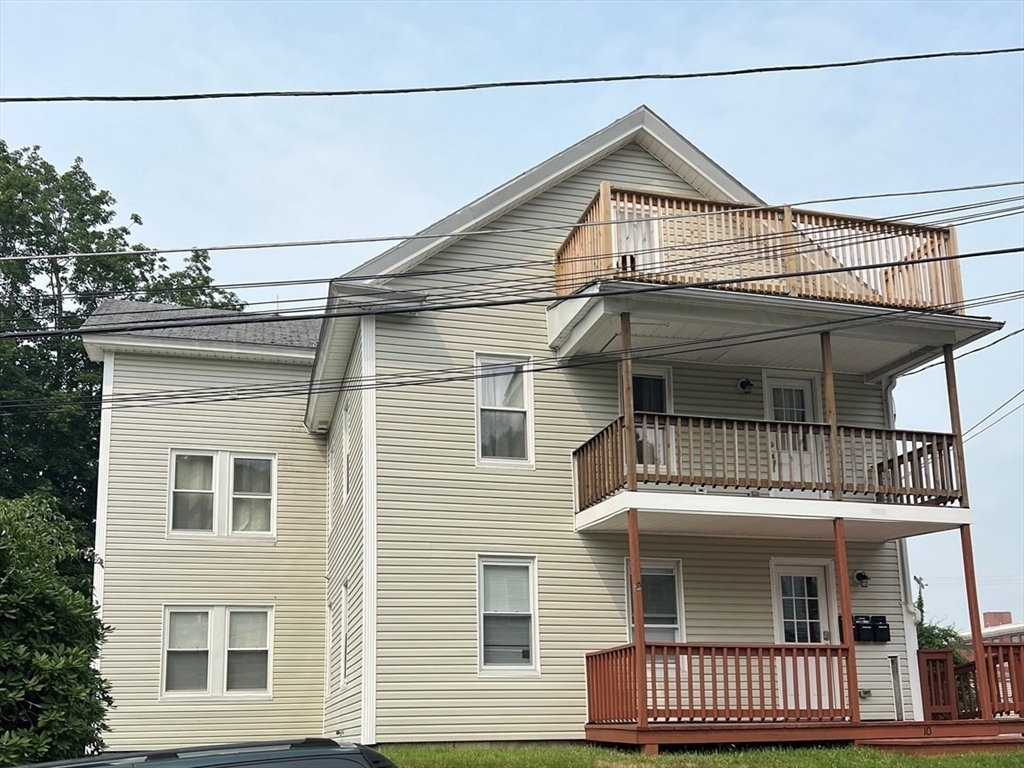 10 Fifth Ave, Webster, Massachusetts, 2 Bedrooms Bedrooms, 4 Rooms Rooms,1 BathroomBathrooms,Residential Lease,For Rent,Fifth Ave,73552104