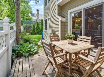 79 West St, Newton, Massachusetts, 4 Bedrooms Bedrooms, 9 Rooms Rooms,3.5 BathroomsBathrooms,Residential Lease,For Rent,West St,73552112