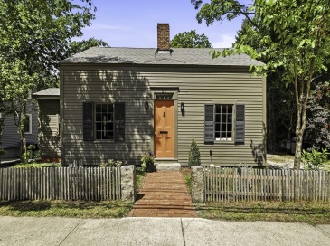 24 School St, Westborough, Massachusetts, 3 Bedrooms Bedrooms, 6 Rooms Rooms,2 BathroomsBathrooms,Residential,For Sale,School St,73541651