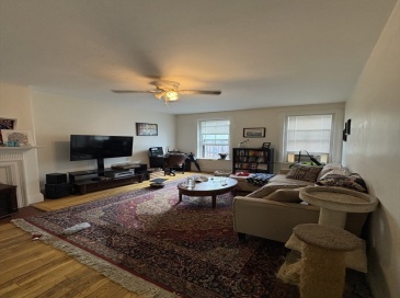 525 Beacon Street, Boston, Massachusetts, 1 Bedroom Bedrooms, 4 Rooms Rooms,1 BathroomBathrooms,Residential Lease,For Rent,Beacon Street,73552122