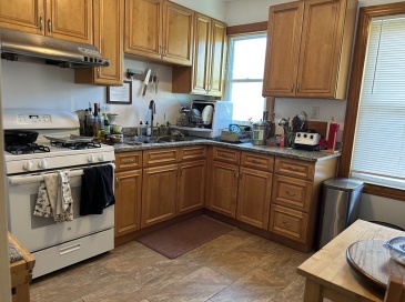 24 Boston Ave, Somerville, Massachusetts, 2 Bedrooms Bedrooms, 5 Rooms Rooms,1 BathroomBathrooms,Residential Lease,For Rent,Boston Ave,73552137