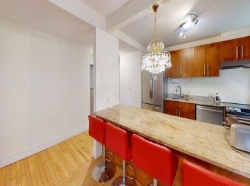 89 Mason Terr., Brookline, Massachusetts, 3 Bedrooms Bedrooms, 4 Rooms Rooms,2 BathroomsBathrooms,Residential Lease,For Rent,Mason Terr.,73552139