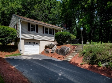 604 Quinapoxet St, Holden, Massachusetts, 3 Bedrooms Bedrooms, 7 Rooms Rooms,2 BathroomsBathrooms,Residential,For Sale,Quinapoxet St,73552138 604 Quinapoxet St, Holden, Massachusetts, 3 Bedrooms Bedrooms, 7 Rooms Rooms,2 BathroomsBathrooms,Residential,For Sale,Quinapoxet St,73552138