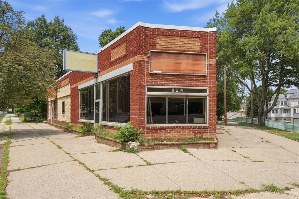 797-803 Belmont Ave, Springfield, Massachusetts, ,Commercial Lease,For Rent,Belmont Ave,73552144