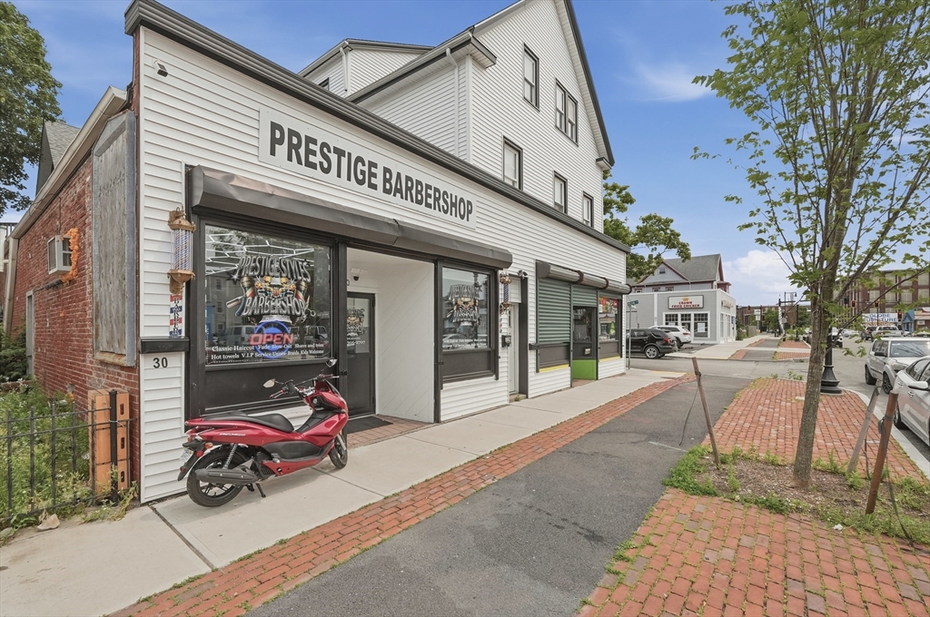 34 West Rodney French Blvd, New Bedford, Massachusetts, ,Commercial Sale,For Sale,West Rodney French Blvd,73552151