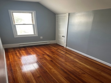 43 Prospect St, Ludlow, Massachusetts, 2 Bedrooms Bedrooms, 6 Rooms Rooms,1 BathroomBathrooms,Residential Lease,For Rent,Prospect St,73552156