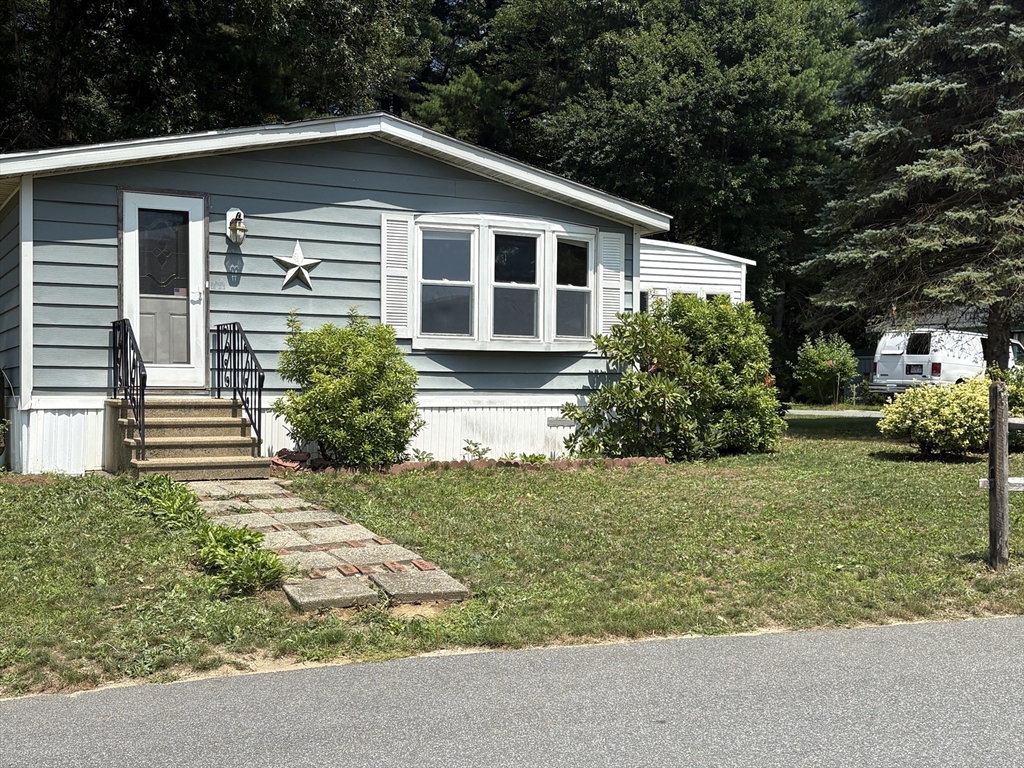 117 Vista Lane, Sturbridge, Massachusetts, 2 Bedrooms Bedrooms, 5 Rooms Rooms,2 BathroomsBathrooms,Residential,For Sale,Vista Lane,73552164