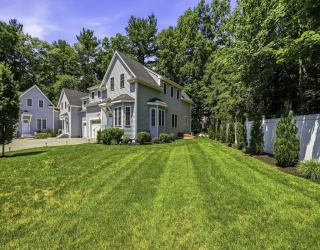2 Harmony Way, Medway, Massachusetts, 3 Bedrooms Bedrooms, 7 Rooms Rooms,2.5 BathroomsBathrooms,Residential,For Sale,Harmony Way,73552163
