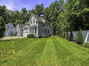 2 Harmony Way, Medway, Massachusetts, 3 Bedrooms Bedrooms, 7 Rooms Rooms,2.5 BathroomsBathrooms,Residential,For Sale,Harmony Way,73552163