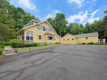 733 Pleasant St, Marlborough, Massachusetts, 4 Bedrooms Bedrooms, 11 Rooms Rooms,3 BathroomsBathrooms,Residential,For Sale,Pleasant St,73552143 733 Pleasant St, Marlborough, Massachusetts, 4 Bedrooms Bedrooms, 11 Rooms Rooms,3 BathroomsBathrooms,Residential,For Sale,Pleasant St,73552143