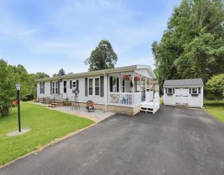 12 Fox Run, Brookfield, Massachusetts, 3 Bedrooms Bedrooms, 5 Rooms Rooms,2 BathroomsBathrooms,Residential,For Sale,Fox Run,73552171