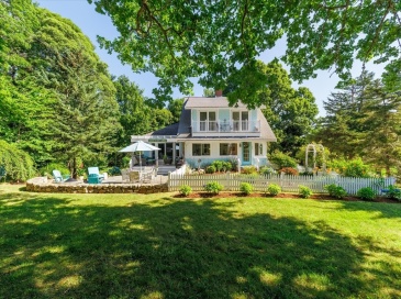 152 Namequoit, Orleans, Massachusetts, 3 Bedrooms Bedrooms, 7 Rooms Rooms,2.5 BathroomsBathrooms,Residential,For Sale,Namequoit,73547863