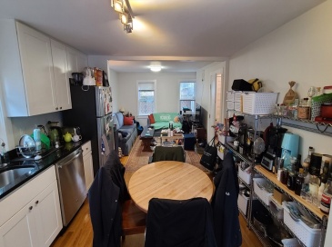 115 Pleasant St, Cambridge, Massachusetts, 3 Bedrooms Bedrooms, 4 Rooms Rooms,2 BathroomsBathrooms,Residential Lease,For Rent,Pleasant St,73552200 115 Pleasant St, Cambridge, Massachusetts, 3 Bedrooms Bedrooms, 4 Rooms Rooms,2 BathroomsBathrooms,Residential Lease,For Rent,Pleasant St,73552200