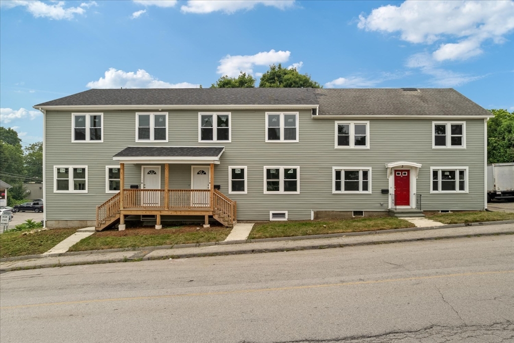 19 Brandon Rd, Dudley, Massachusetts, 12 Bedrooms Bedrooms, 21 Rooms Rooms,4.5 BathroomsBathrooms,Residential Income,For Sale,Brandon Rd,73552209