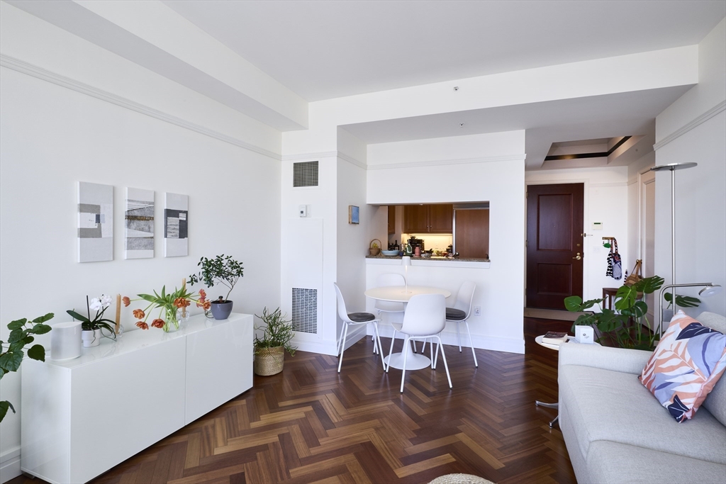 2 Avery, Boston, Massachusetts, 1 Bedroom Bedrooms, 3 Rooms Rooms,1.5 BathroomsBathrooms,Residential,For Sale,Avery,73512690