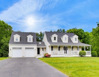 24 Meadow Ln, Hanson, Massachusetts, 3 Bedrooms Bedrooms, 8 Rooms Rooms,3 BathroomsBathrooms,Residential,For Sale,Meadow Ln,73528813