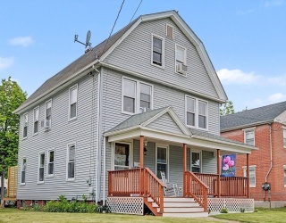 21 Dexter St, Holyoke, Massachusetts, 4 Bedrooms Bedrooms, 8 Rooms Rooms,2 BathroomsBathrooms,Residential,For Sale,Dexter St,73520617