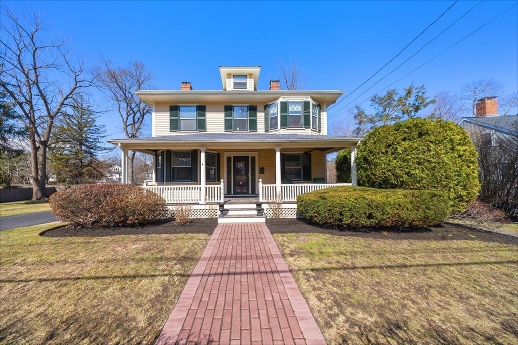 143 South St, Hingham, Massachusetts, 3 Bedrooms Bedrooms, 9 Rooms Rooms,2 BathroomsBathrooms,Residential,For Sale,South St,73491941